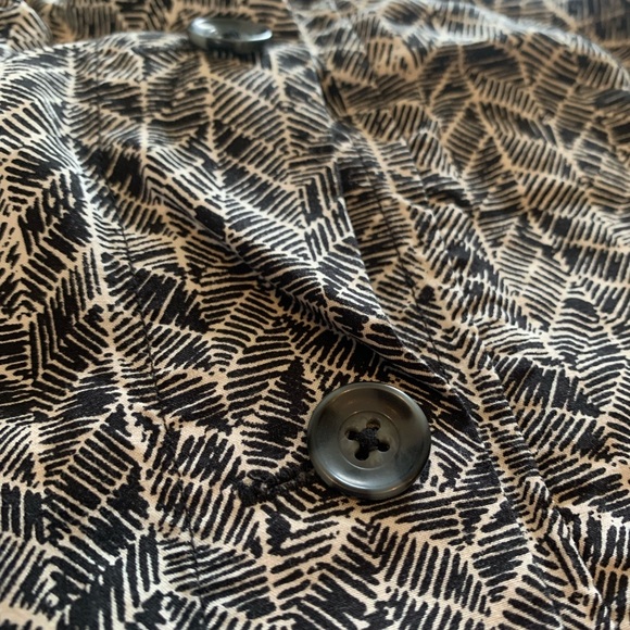 BP Black & White Printed Crop Tank Top - Size XXS - Picture 3 of 5